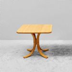 670716 Pedestal table